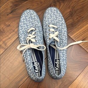 Never Worn Keds Blue and White Patterned Sneakers